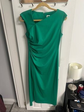 Anne Klein Emerald Green Cap-Sleeve Sheath Dress